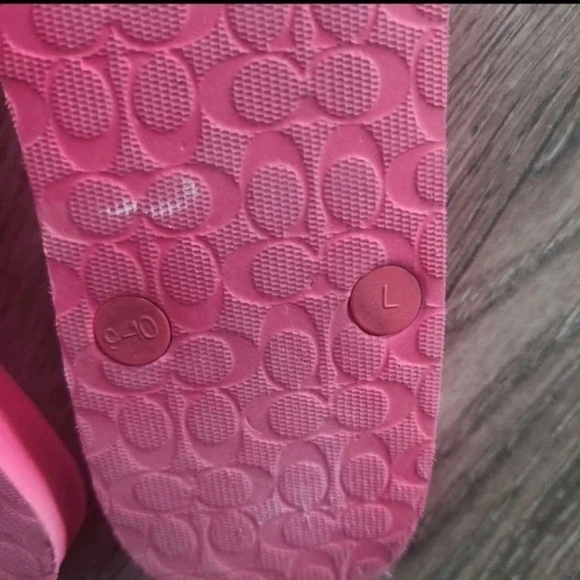 Coach Pink- White Flip Flop Sandals Size 9/10 - Picture 2 of 2